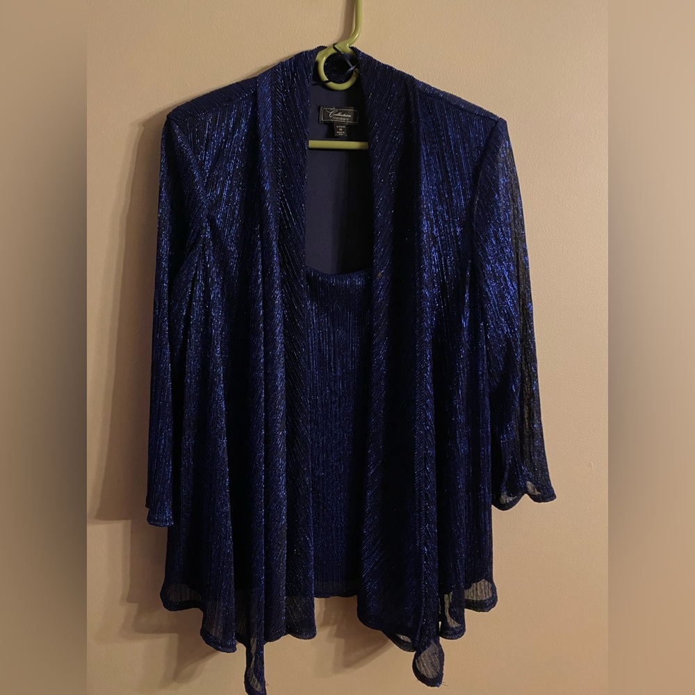 Woman’s plus holiday top